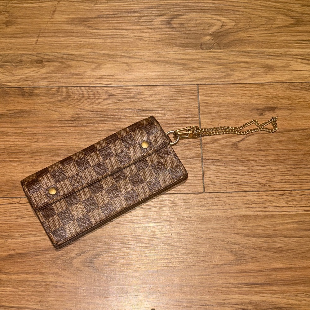 Louis Vuitton Vintage Wristlet